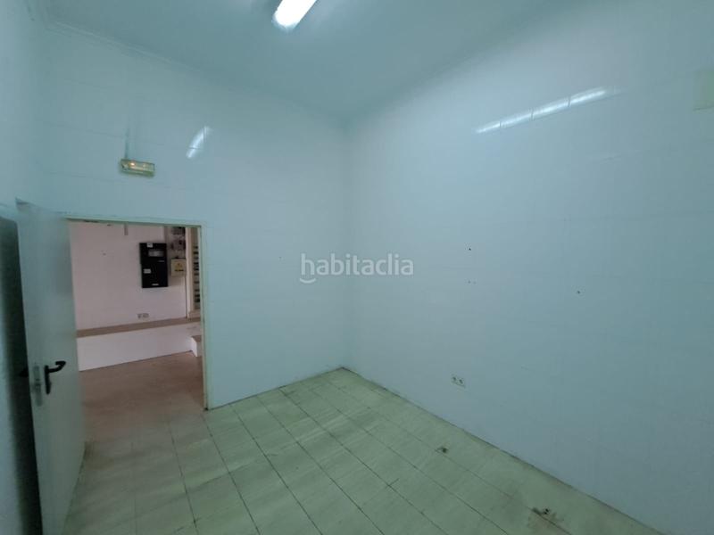 Foto 5898312d-8afd-4cb4-ad7e-c0bca9431d68. Fabrikhalle in Nuevo Parque - Los Rosales - Tráfico Pesado Huelva