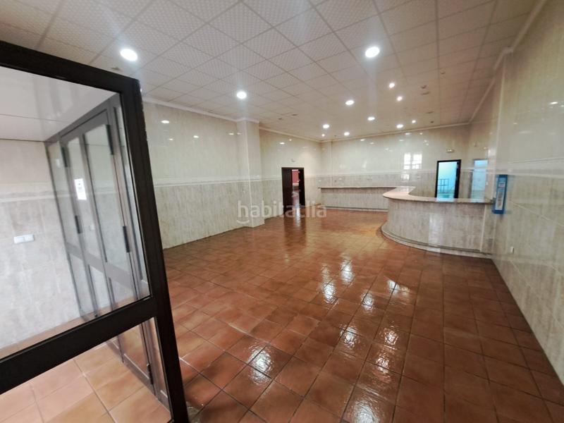 Foto 6d63b5e0-8633-45b5-9bf8-da20a25d5350. Fabrikhalle in Nuevo Parque - Los Rosales - Tráfico Pesado Huelva