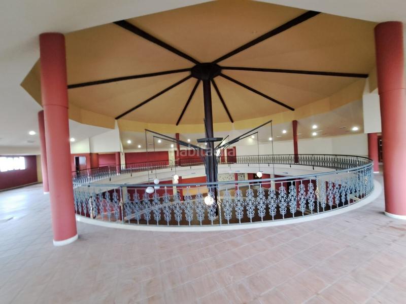 Foto d00123bd-fffe-4b7b-844f-ae1ba72ba4c3. Fabrikhalle in Nuevo Parque - Los Rosales - Tráfico Pesado Huelva