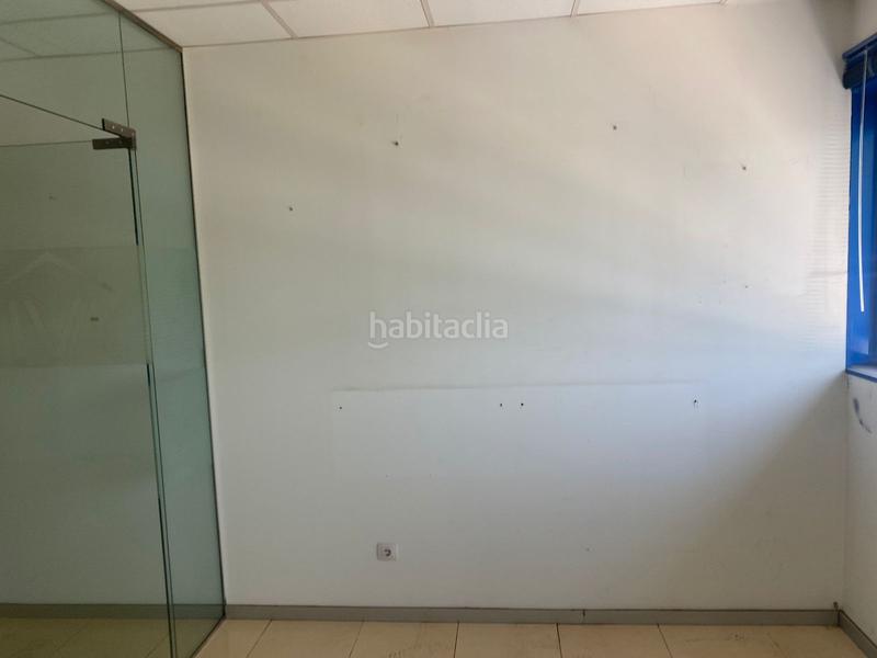 Foto 2621f9b5-94c5-47fd-9054-572ec5895b04. Ufficio in Torreblanca Sevilla