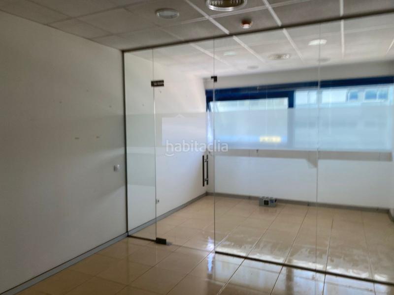 Foto bd7e74be-4f87-4fa7-a864-e9be9e3fa44a. Ufficio in Torreblanca Sevilla