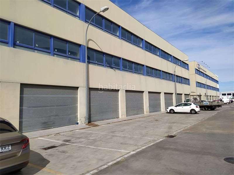 Foto 395e4bd9-84a1-4a75-a8b9-9c0e2b03eed8. Local comercial a La Motilla - Fuente del Rey Dos Hermanas