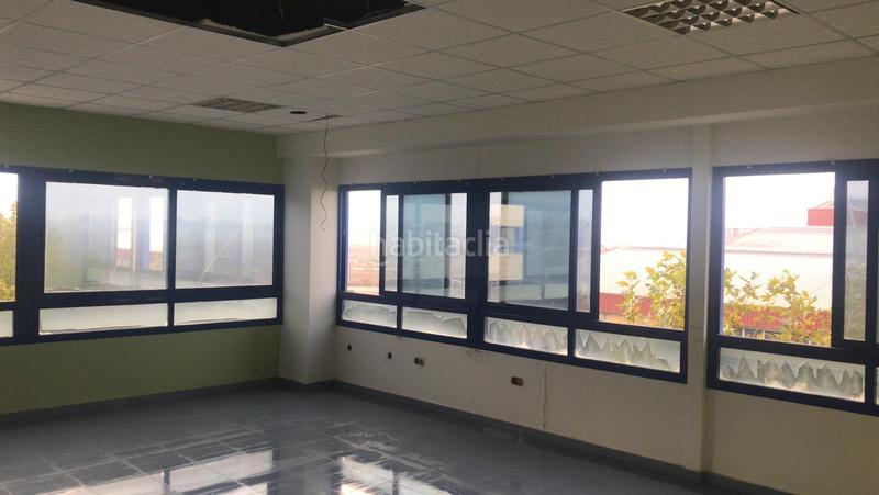 Foto b463efdf-964b-4b58-a014-3299c28082ca. Local comercial a La Motilla - Fuente del Rey Dos Hermanas