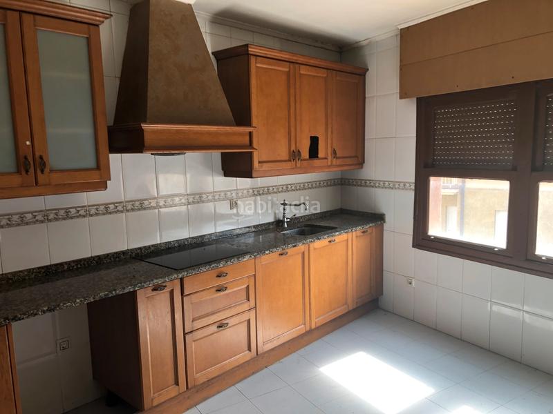 Foto f20798d3-3260-4456-9fc9-76367232ccf4. Casa pareada solvia inmobiliaria chalet adosado en Zarratón