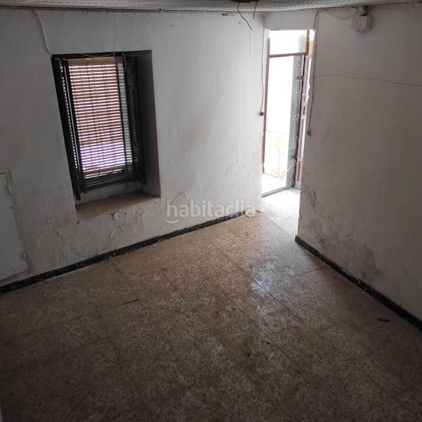 Foto 5d8575cc-cb0f-47e2-8865-c90aab054b2a. Casa aparellada a Cehegín