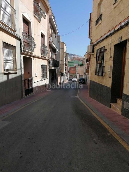 Foto 942d3e2f-0714-4c83-8474-8bab4c1d23a4. Casa aparellada a Cehegín