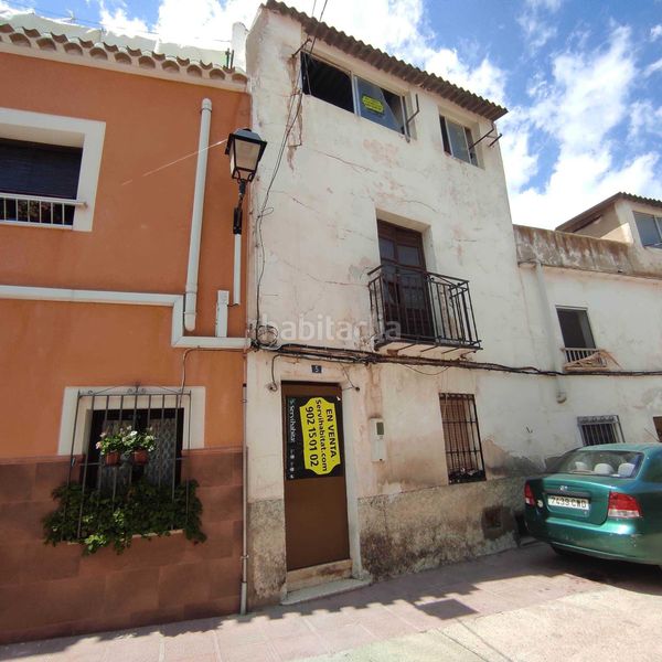 Foto a5b260df-0bd6-4642-88c7-c6a80474c215. Casa aparellada a Cehegín
