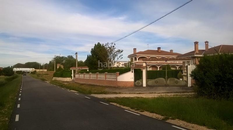 Foto 4f72c28f-5aac-4609-9524-a71f43e7dd3c. Finca rústica solvia inmobiliaria suelo urbanizable en Madrigalejo del Monte