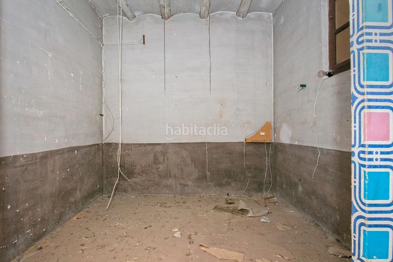Foto 8c005289-9fb1-4dc8-a732-aefb2c73be7c. Casa bifamiliare in Nucli Urbà Esparreguera