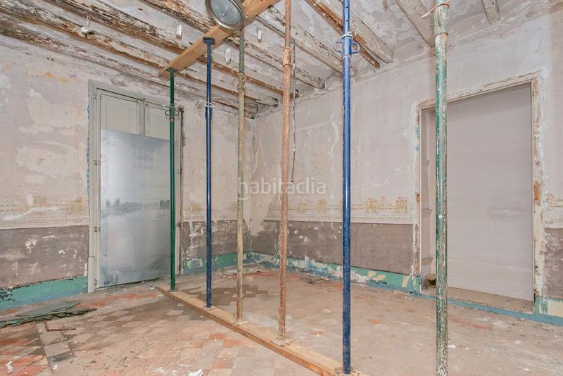 Foto a8e9fbb0-3f4f-4ab9-bc61-852e03de3c60. Casa bifamiliare in Nucli Urbà Esparreguera