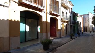 Local Comercial  Cl raval. Solvia inmobiliaria  locales hostalric