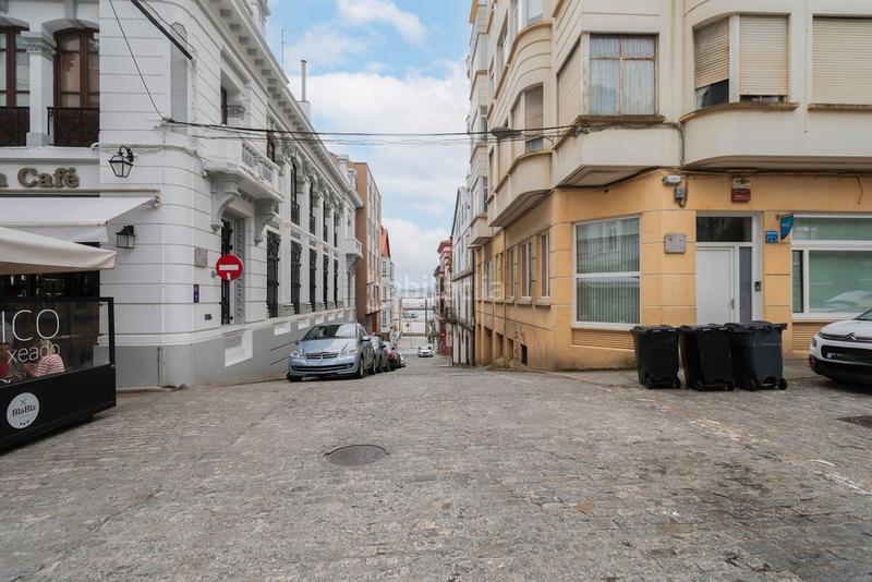 Foto 215ebdd0-1950-43c6-8d5b-0047c4312855. Local comercial a Centro Ferrol