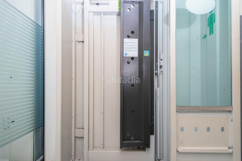 Foto 873ad353-002b-4240-a171-9dee4af82ddb. Local comercial a Centro Ferrol