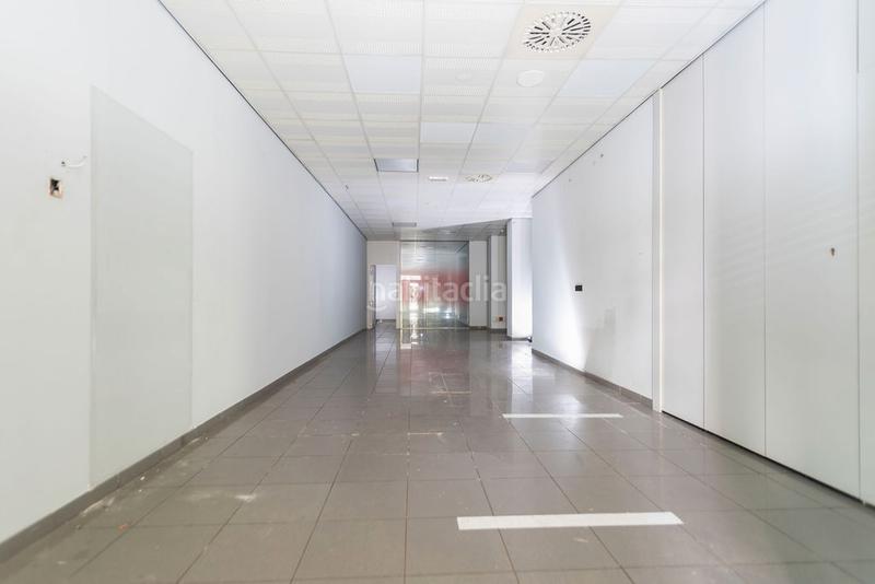 Foto aff0d745-1de6-4c3f-b198-bb36d186bc1b. Local comercial a Centro Ferrol