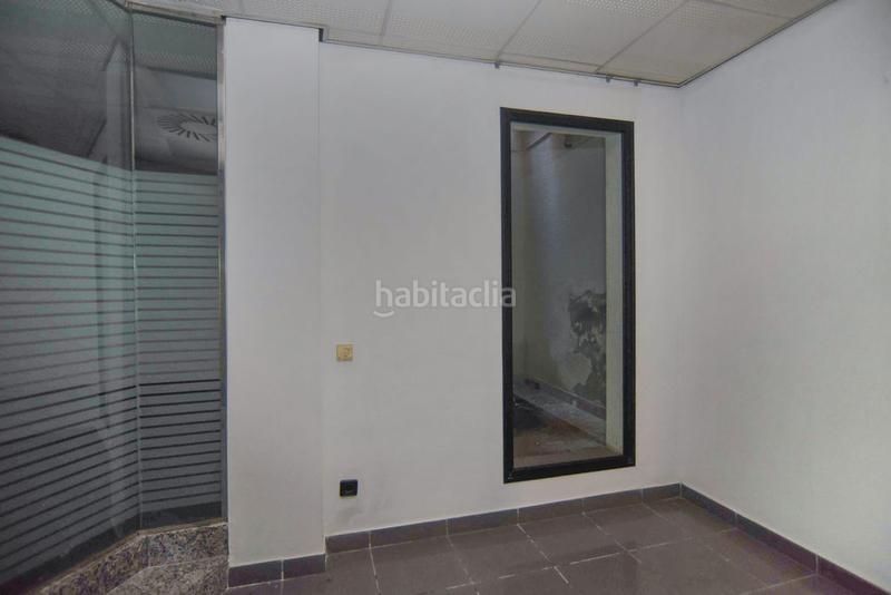 Foto 6b84832b-1608-4156-84d0-f5a3bf3da576. Locale commerciale in Sistrells Badalona