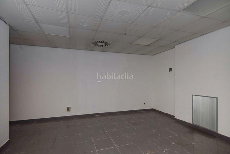 Foto 7bab1a44-ba4b-4d8d-b778-456156f1948e. Locale commerciale in Sistrells Badalona