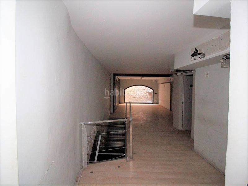 Foto c13d46dd-20d0-4aa0-94c4-5d7b88f15240. Local comercial a Tàrrega