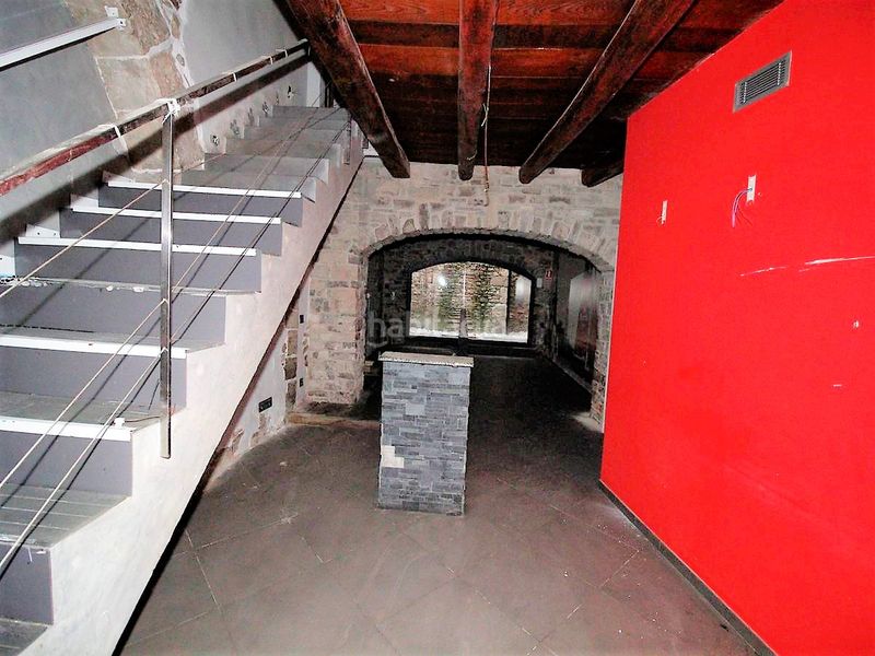 Foto f8e6e1d6-3f71-4264-8f45-1530da86d023. Local comercial a Tàrrega