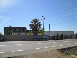 Industrial building  Av montblanc. Solvia inmobiliaria  nave industrial reus