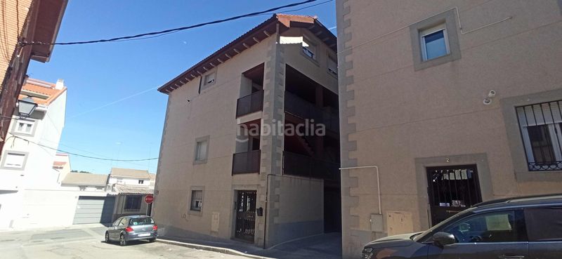 Foto ca6d7a74-277c-4750-a2fe-a857ac841941. Aparcament cotxe a Molar (El)