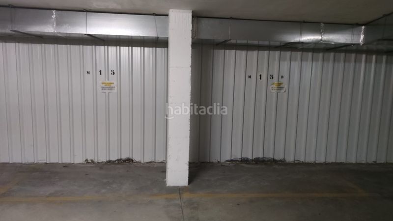 Foto f9ff2085-e82f-49c4-b3b6-fb4b2a7001f3. Aparcament cotxe a Molar (El)
