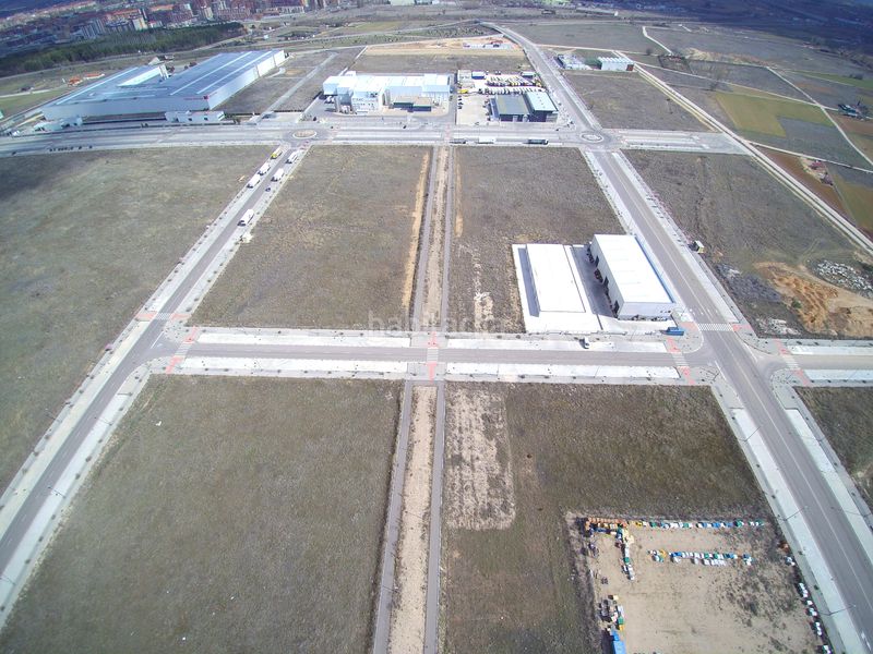 Foto bd9f8616-de41-46bf-a2c6-2e8c64432b7e. Finca rústica a Allendeduero Aranda de Duero