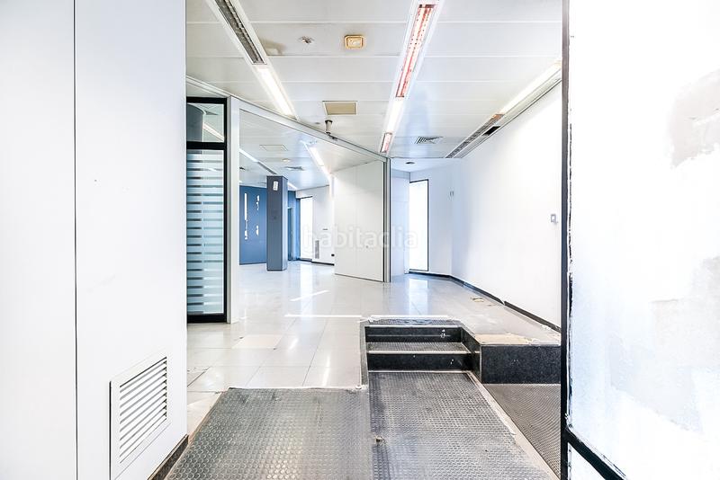 Foto 8a58acb4-955c-488e-9113-76a0c9c7b3d6. Local comercial a Can Palet Terrassa