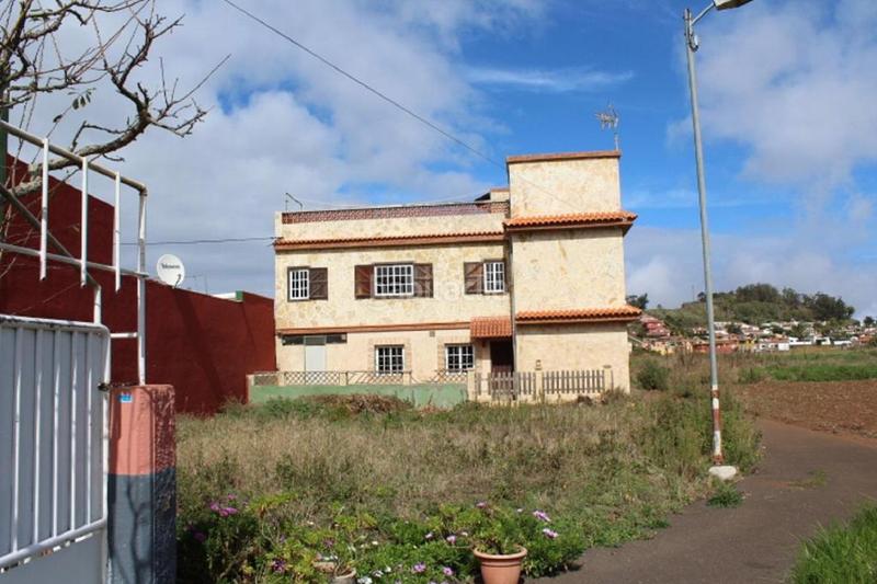 Foto 815e6832-9a1c-4cc8-a0a3-ec7335f8f407. Chalet dans La Laguna San Cristóbal de La Laguna