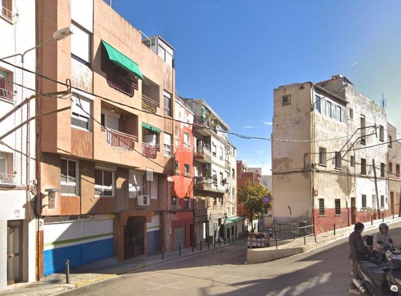 Foto 3fa286ce-621d-4411-881e-32b7f6127039. Appartamento in El Raval Santa Coloma de Gramenet