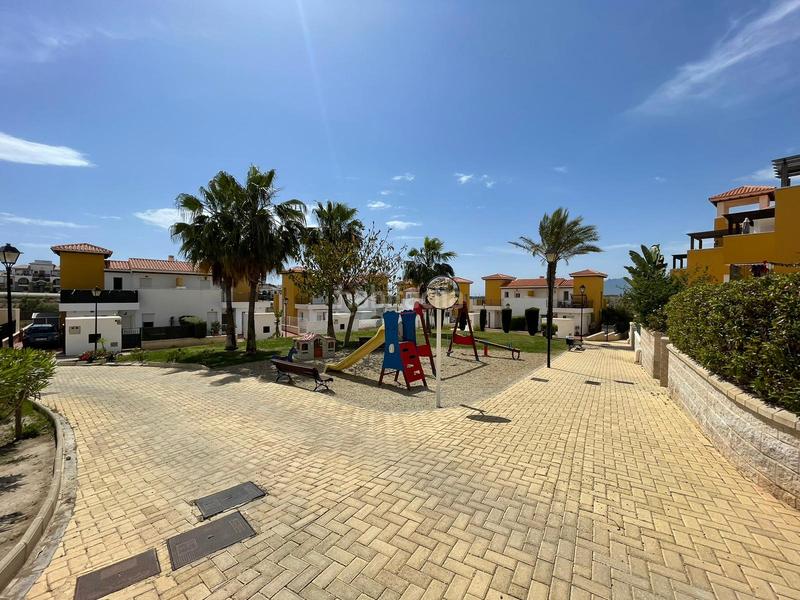 Foto bd7e2e9f-0709-4598-b9a5-92a3805d16dc. Appartamento con piscina in Las Salinas Vera