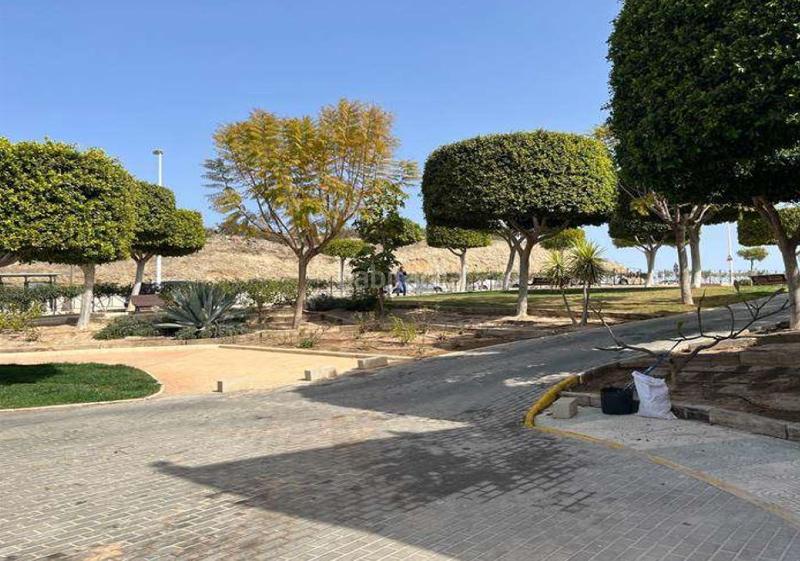 Foto 704a2a7d-f7f6-49d4-890b-a0ecb2671255. Casa pareada solvia inmobiliaria chalet adosado en Viator
