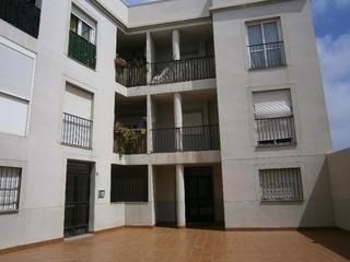 Pis  C/ de las tejas. Solvia inmobiliaria  piso almera