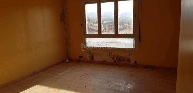 Foto e0ff58a7-fa1d-49e8-bfd4-f330a9c4b957. Appartamento con parcheggio in Albelda de Iregua