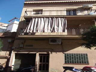 Casa bifamiliare  C/ federico garcía lorca. Solvia inmobiliaria  chalet adosado badalona