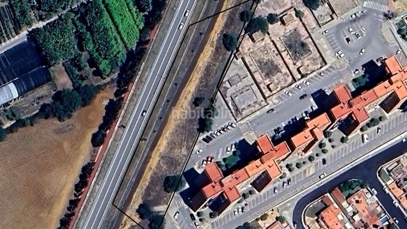 Foto 4ce63bb8-9a5a-4a1c-a578-52b225bb97f1. Finca rústica solvia inmobiliaria suelo urbanizable en Utrera