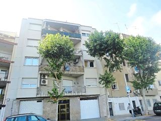 Pis  C/ barcino. Solvia inmobiliaria  piso barcelona
