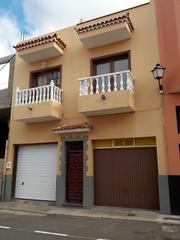 Chalet  C/ hermano pedro bethencourt. Solvia inmobiliaria  casa orotava la
