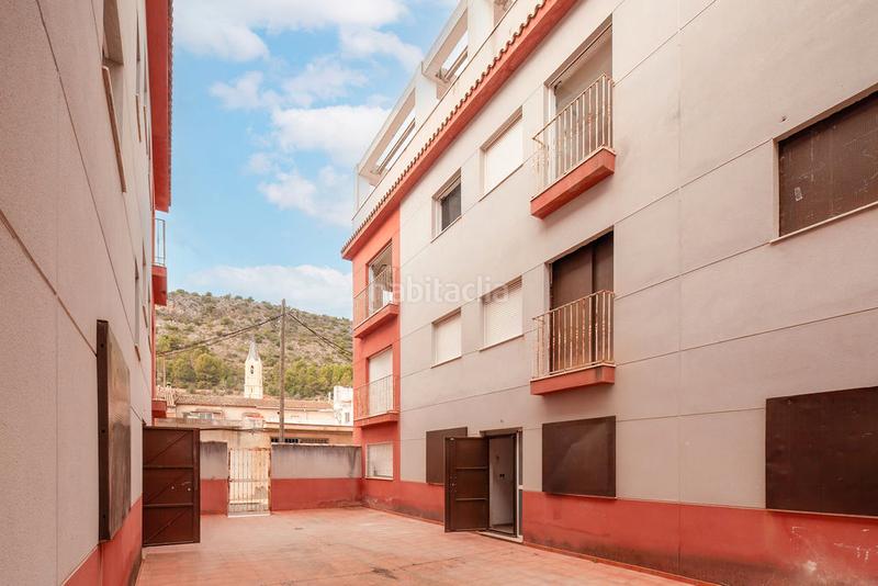 Foto 12caf422-e658-4597-9d6a-2cd49b1a2d01. Edificio solvia inmobiliaria en construccion en Palma de Gandía
