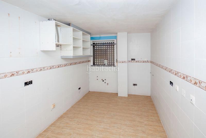Foto 259c6e84-7565-4a79-9356-0bad35947a67. Edificio solvia inmobiliaria en construccion en Palma de Gandía