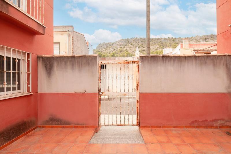 Foto a5af600c-15c1-450a-8bf6-fbe5e279bb7f. Edificio solvia inmobiliaria en construccion en Palma de Gandía