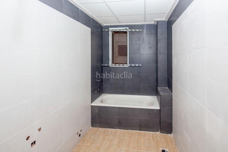 Foto d9ba0176-933e-45dd-87d9-b2ef20c9602b. Edificio solvia inmobiliaria en construccion en Palma de Gandía