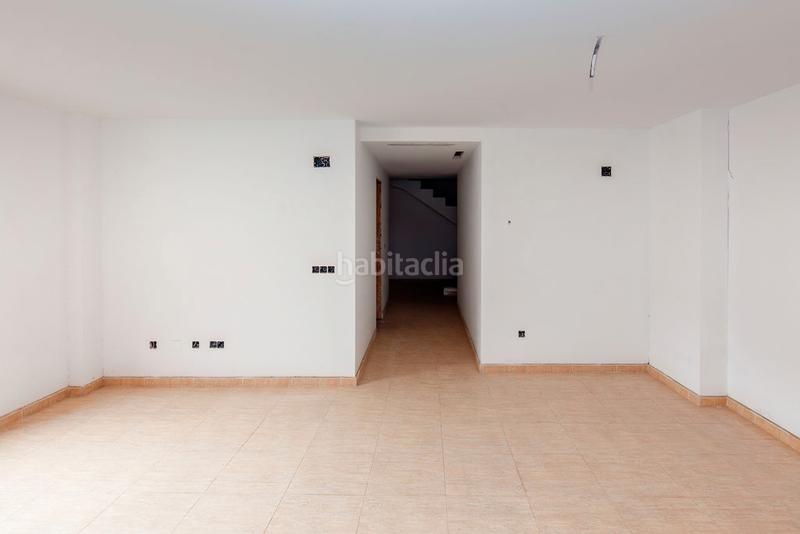 Foto dbccf3f2-f95b-48d8-8493-4003b10145aa. Edificio solvia inmobiliaria en construccion en Palma de Gandía