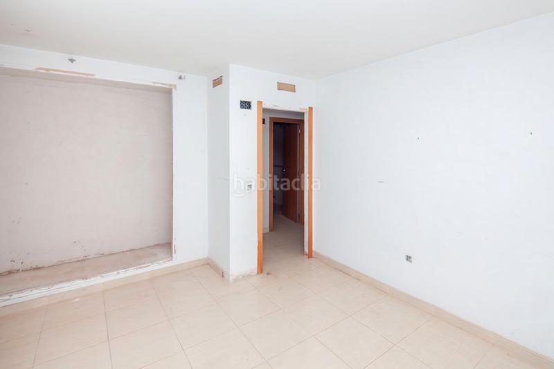 Foto e6212975-a2d5-4747-8f15-c64d4b951961. Edificio solvia inmobiliaria en construccion en Palma de Gandía