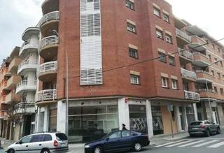 Local Comercial  C/ piera. Solvia inmobiliaria  locales igualada