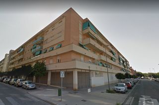 Aparcament cotxe  C/ maría malibrán. Solvia inmobiliaria  garaje córdoba