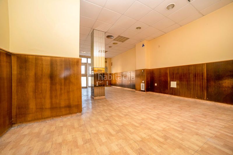 Foto 568f66b1-1b85-4922-a81c-cf5283fc8a7e. Local comercial a Beniel