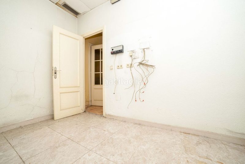 Foto 912fd569-682f-4ce2-beea-ba02becd86b8. Local comercial a Beniel