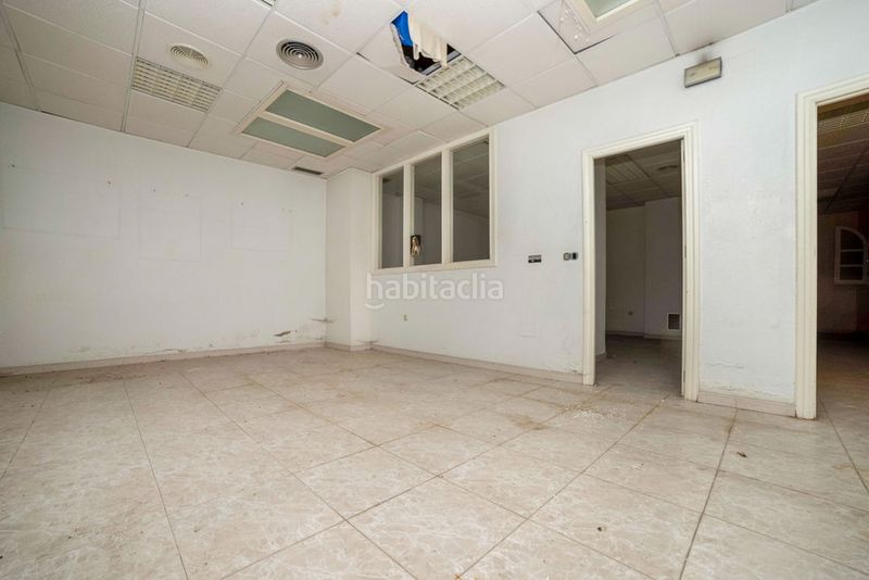 Foto d2996aea-16f1-45be-beb2-26f47c795545. Local comercial a Beniel