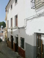 Casa aparellada  Cl motril. Solvia inmobiliaria  chalet adosado martos