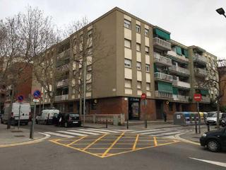 Local commercial  C/ de joaquim rubio i ors. Solvia inmobiliaria  locales sant boi de llobregat